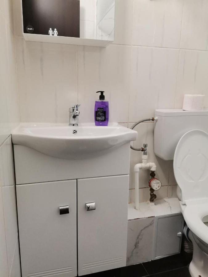 Apartament Sonya Bukarest Kültér fotó